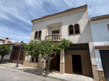 Casa en venta en Calle MARIA ZAMBRANO 34