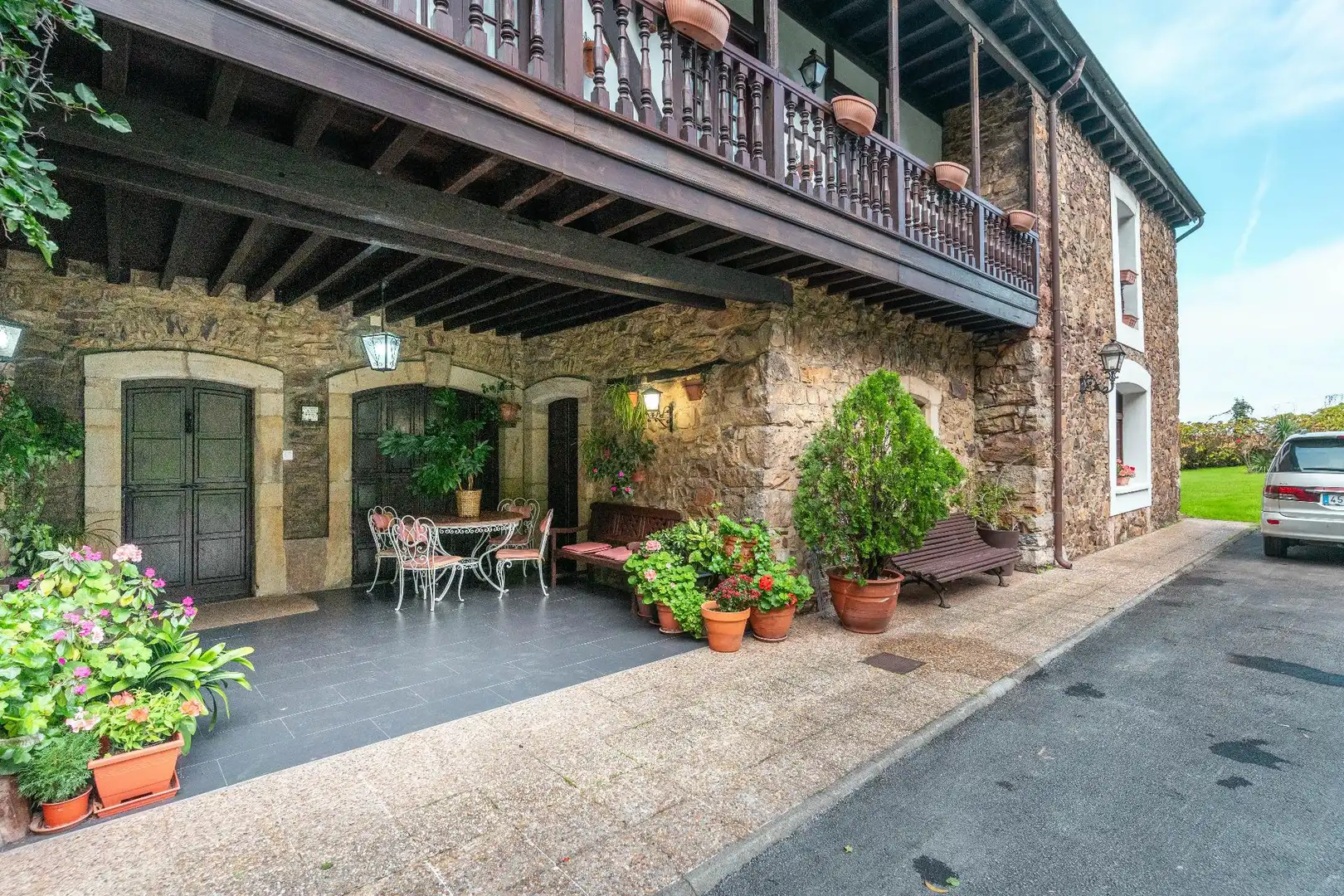 Haus mit Terrasse zum Verkauf in Barrio FONDO-GUIMARAN 16, imagen 4
