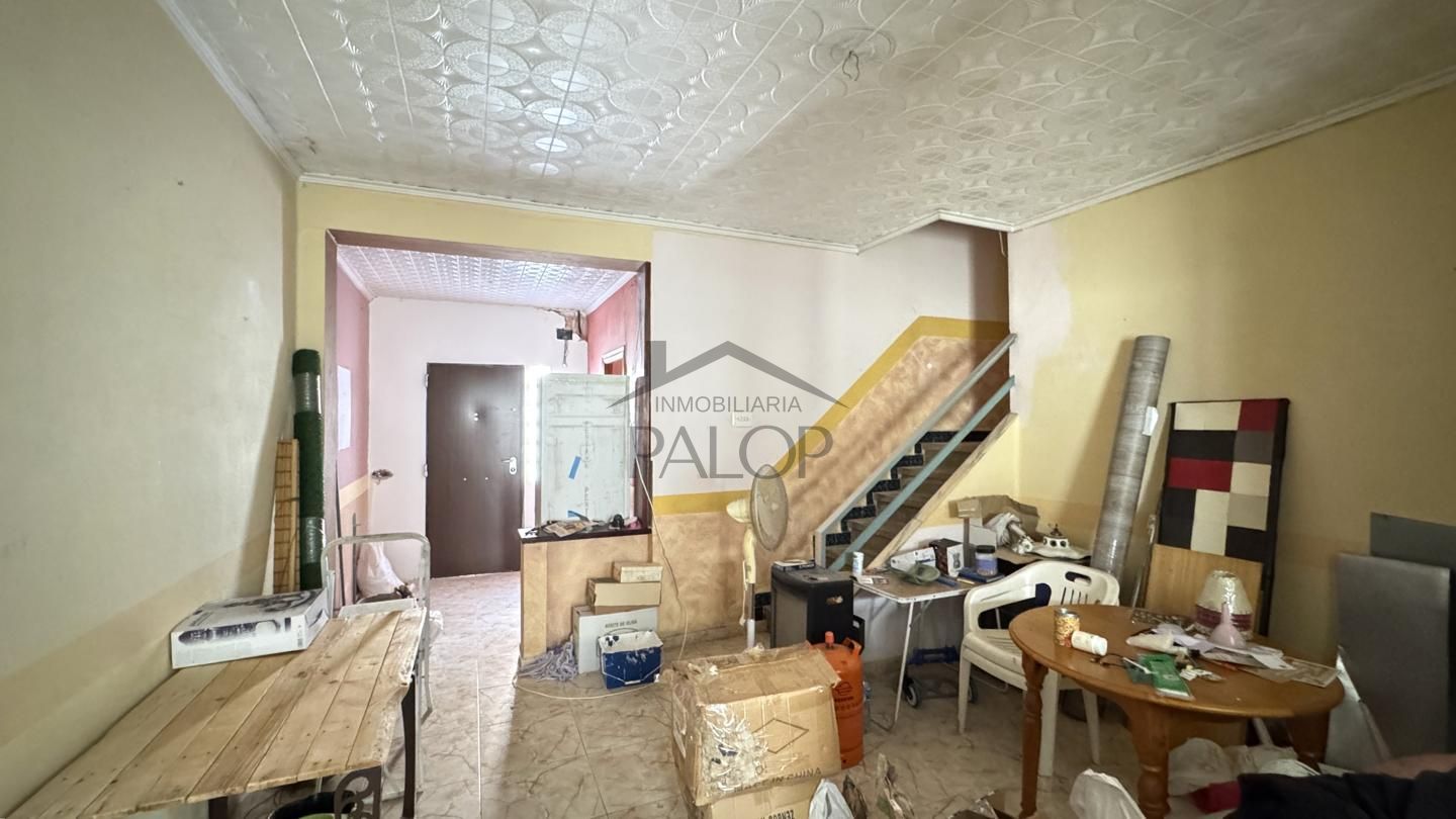 Casa adosada en venda en Carcaixent amb Terrassa