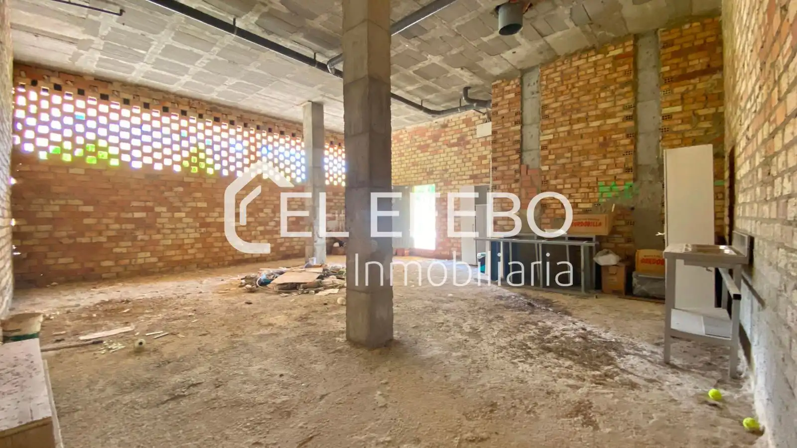 Local comercial en venda a Parque Verónica, imagen 4