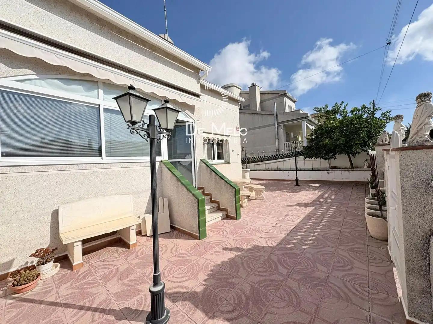 Vista exterior de Casa o xalet en venda en Bellvei amb Aire condicionat, Calefacció i Terrassa