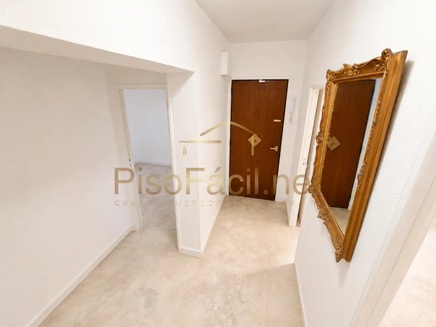 Piso en venta en Madrid con Calefacción, Terraza y Alarma