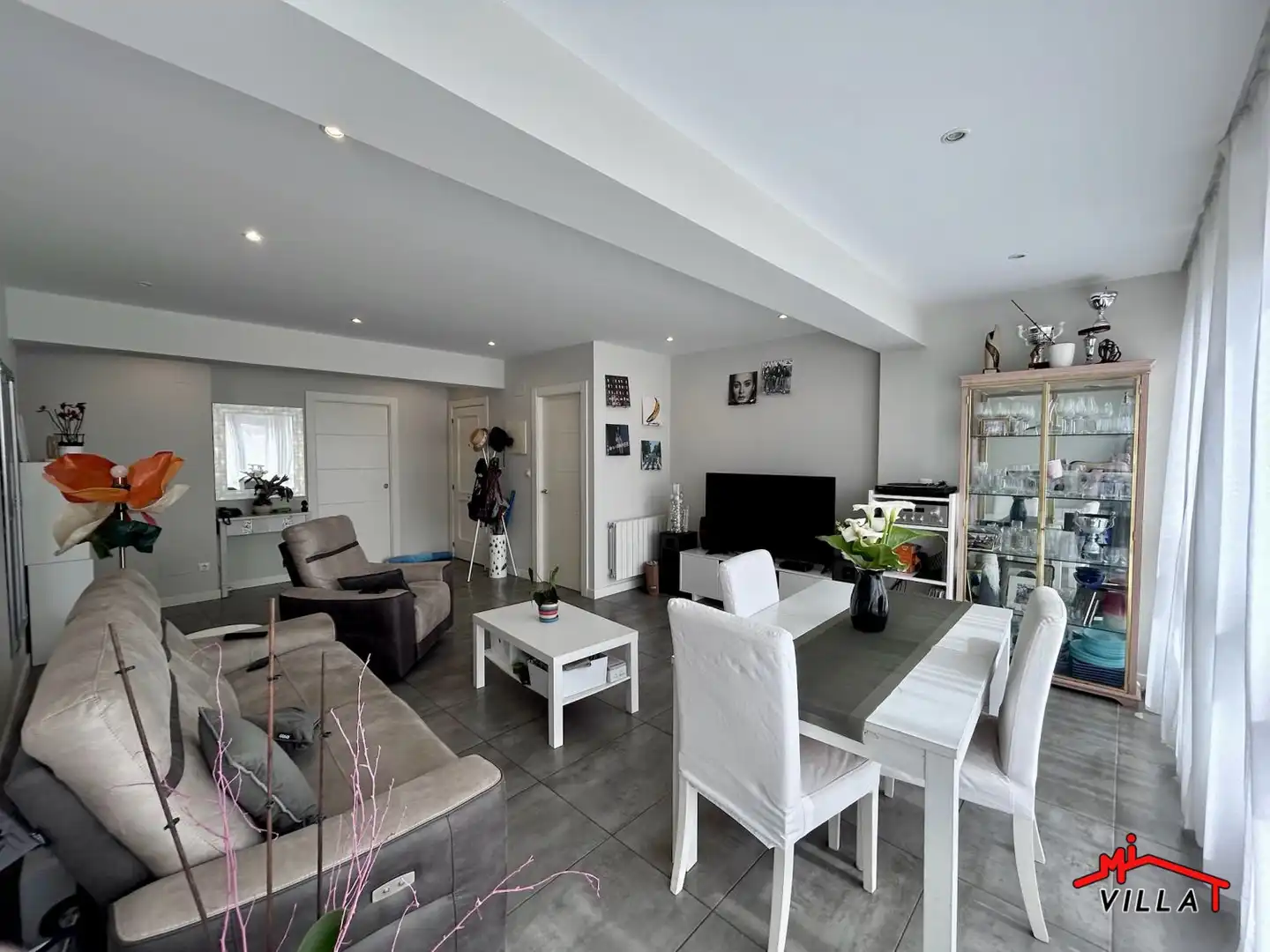 Sala de estar de Piso en venta en Laredo con Calefacción y Terraza