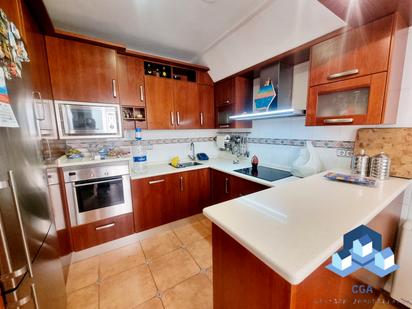 Cuina de Dúplex en venda en Lorca amb Aire condicionat, Jardí privat i Terrassa