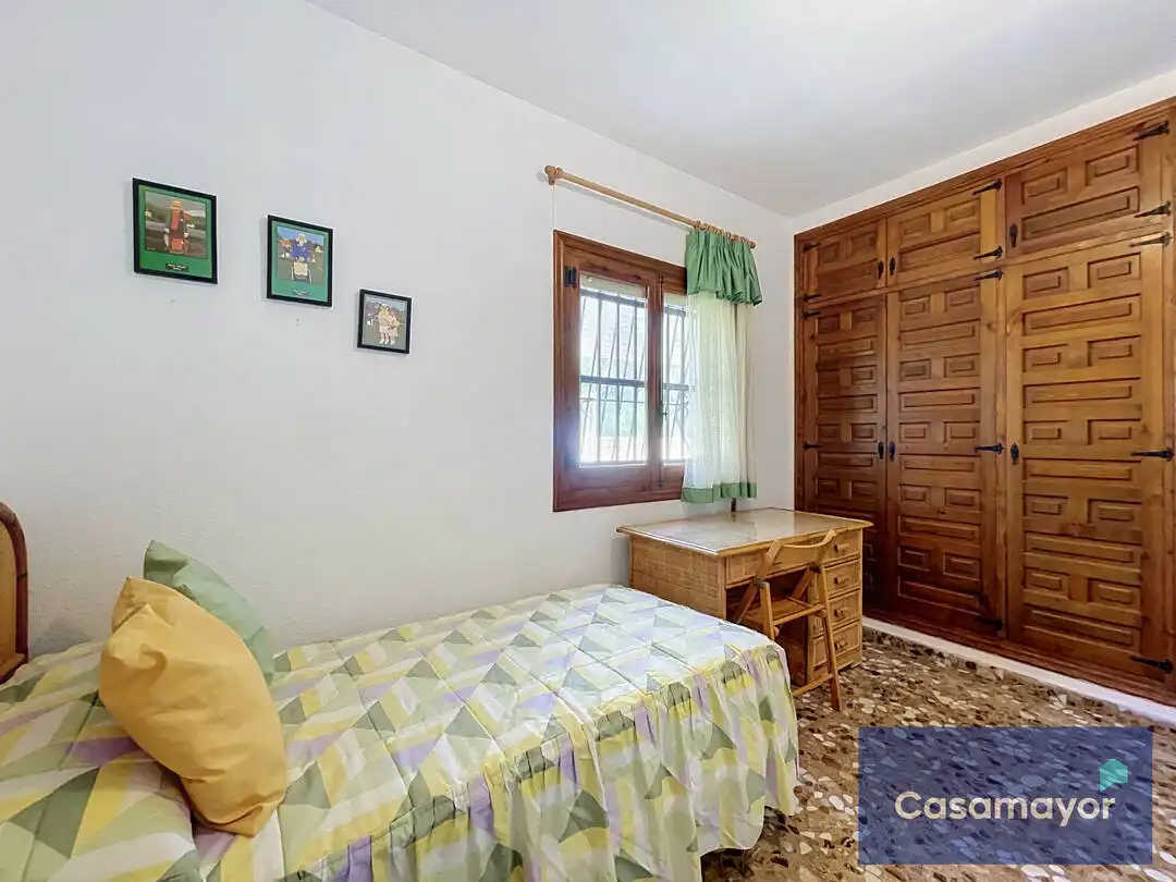 Dormitori de Casa o xalet en venda en Sant Joan d'Alacant amb Aire condicionat, Jardí privat i Piscina