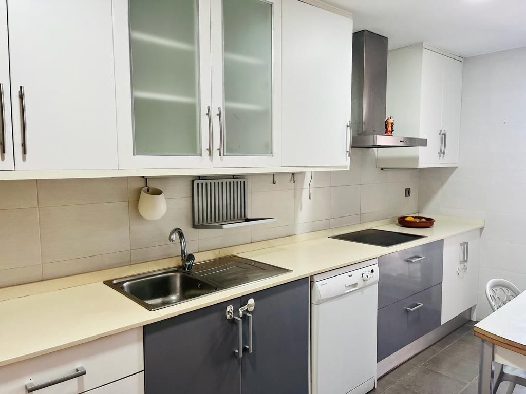 Cuina de Pis de lloguer en Elche / Elx amb Aire condicionat