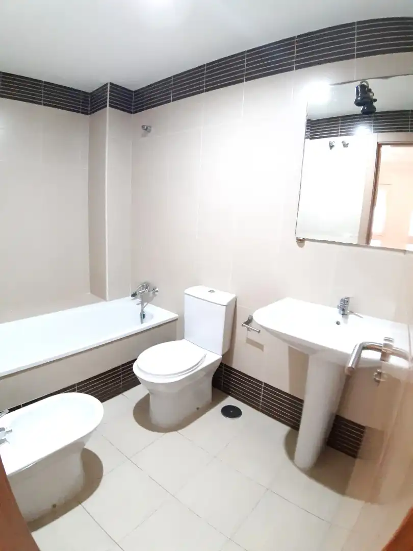 Bathroom of Flat for sale in Mijas  with Air Conditioner, Heating and Furnished