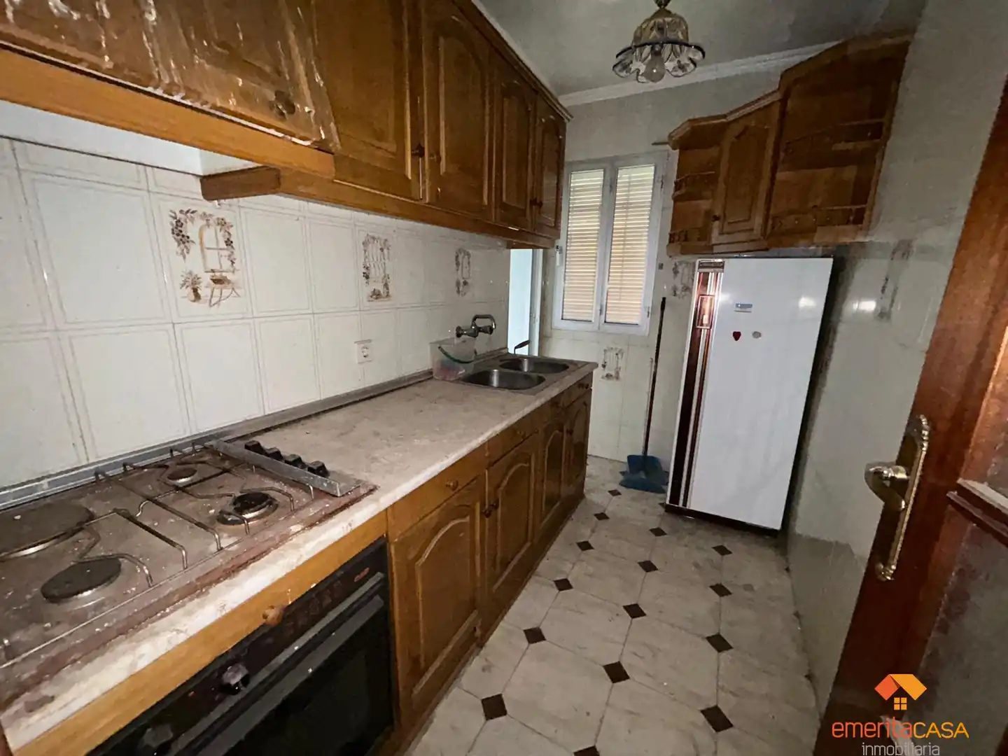 Kitchen of Flat for sale in Mérida  with Balcony