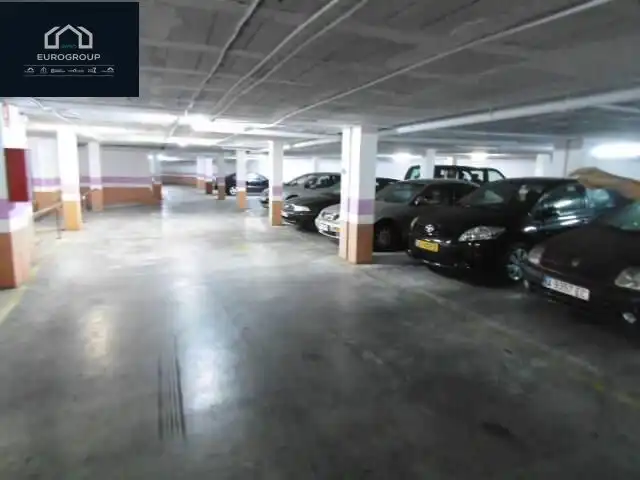 Parkplatz von Wohnung zur Miete in Benidorm mit Klimaanlage, Möbliert und Gemeinschaftspool