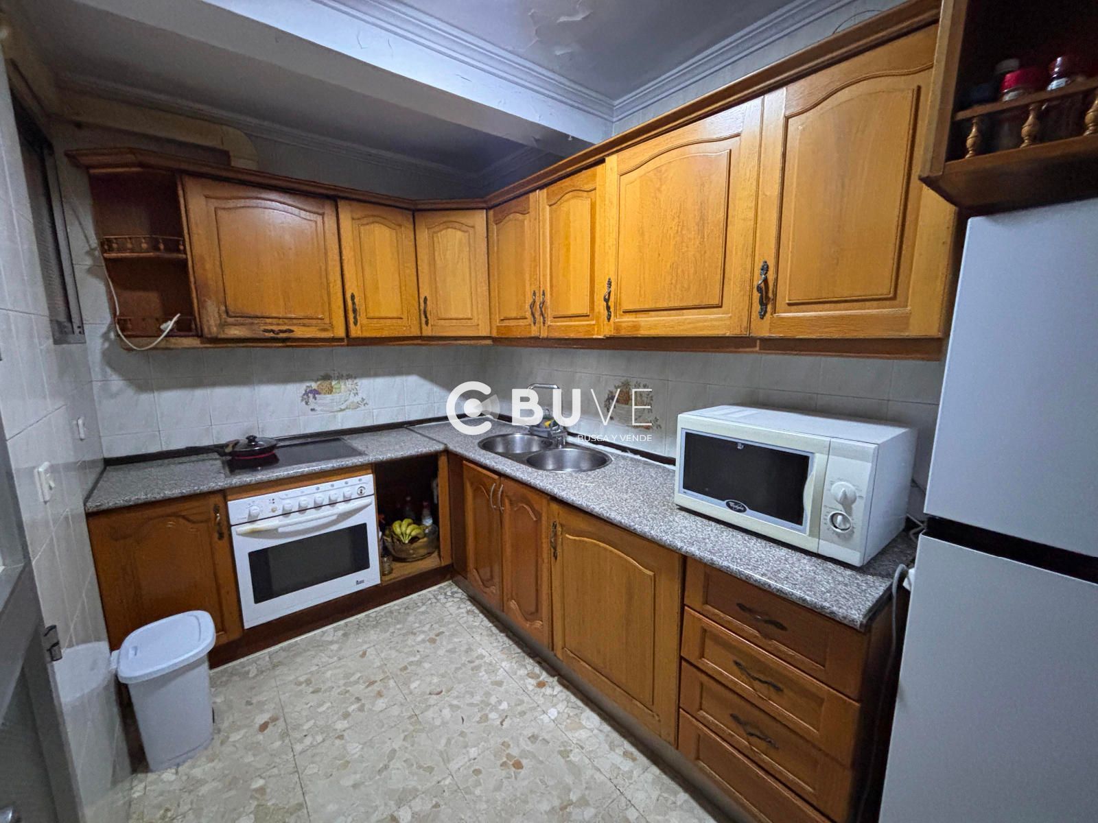 Kitchen of Flat for sale in  Sevilla Capital