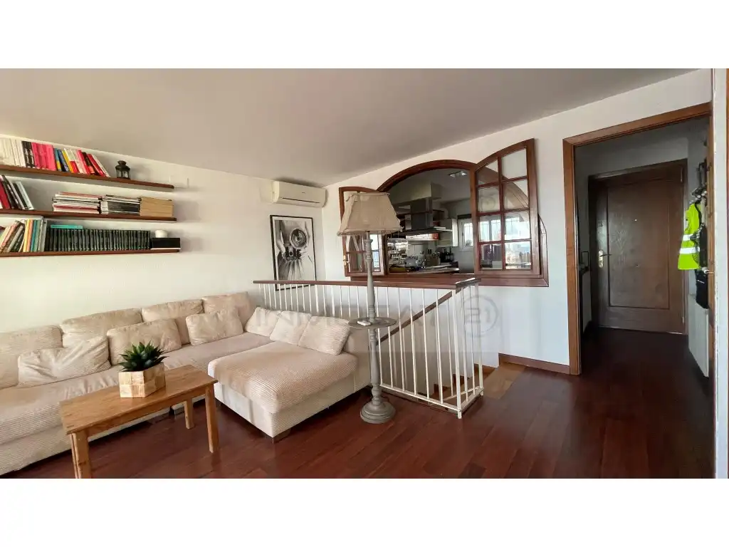 Wohnzimmer von Einfamilien-Reihenhaus zum Verkauf in Sitges mit Heizung, Terrasse und Möbliert
