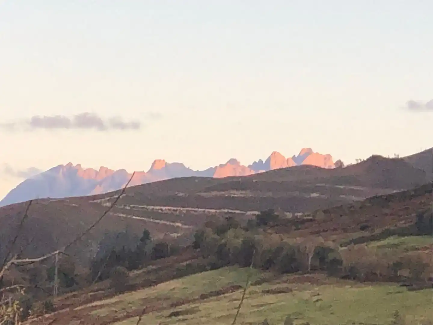 Vista exterior de Piso en venta en Parres con Jardín privado, Parquet y Trastero