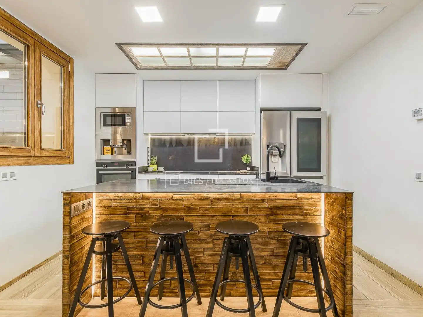 Cocina de Piso en venta en Barcelona con Aire acondicionado, Calefacción y Trastero