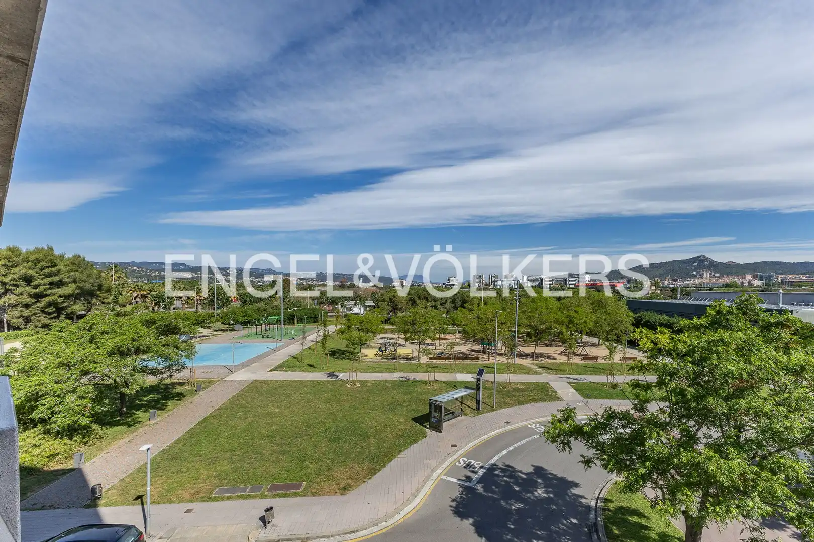 Exterior view of Flat for sale in Sant Joan Despí  with Air Conditioner, Heating and Parquet flooring