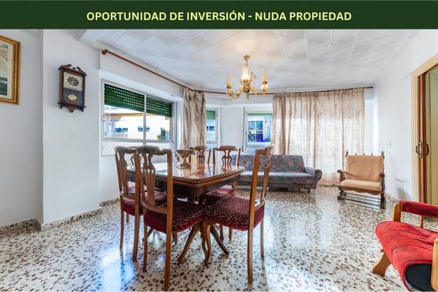 Piso en Venta en Calle Salvador de Madariaga en Sangonera la Seca