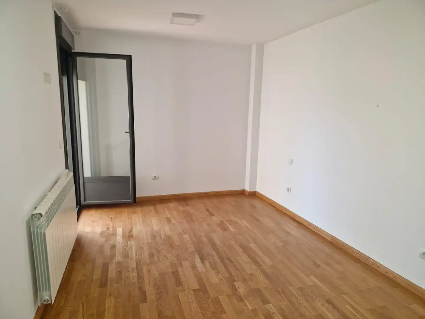 Apartamento en venta en Ponferrada con Calefacción, Terraza y Trastero