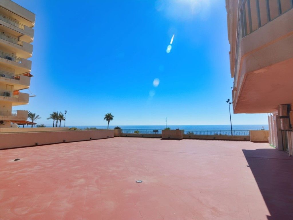 Terrace of Flat for sale in Fuengirola  with Air Conditioner, Private garden and Terrace