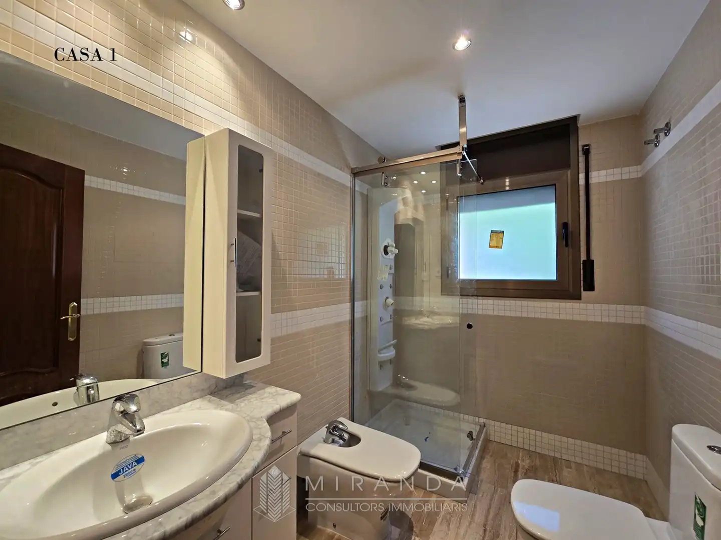 Baño de Casa o chalet en venta en Mataró con Aire acondicionado, Calefacción y Jardín privado