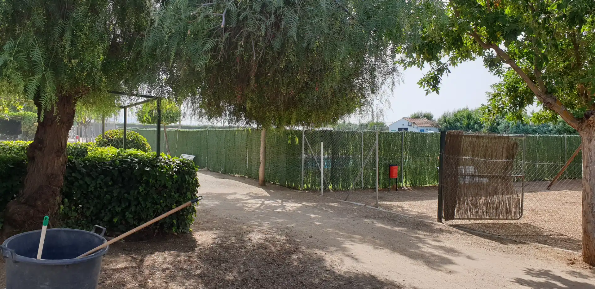 Casa rústica amb piscina en venda a Parque de la Constitución 5a, imagen 5
