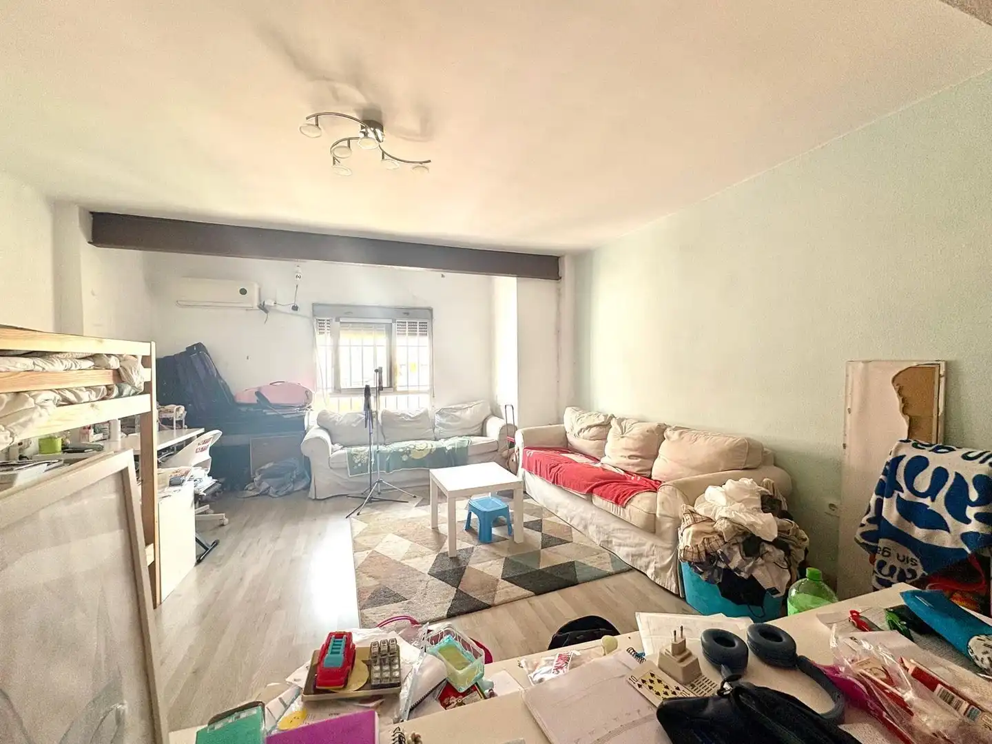 Sala d'estar de Pis en venda en Silla amb Aire condicionat