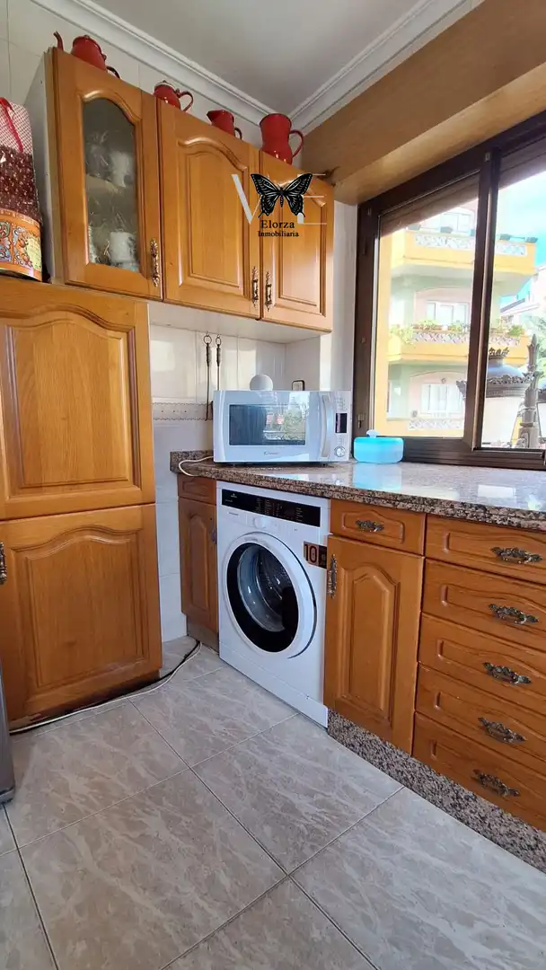 Kitchen of Flat for sale in Oviedo   with Heating, Storage room and Furnished