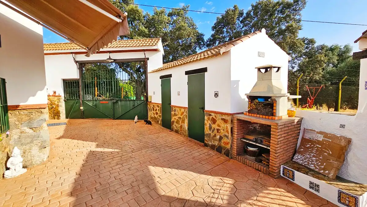 Jardín de Casa o chalet en venta en El Castillo de las Guardas con Aire acondicionado, Jardín privado y Terraza