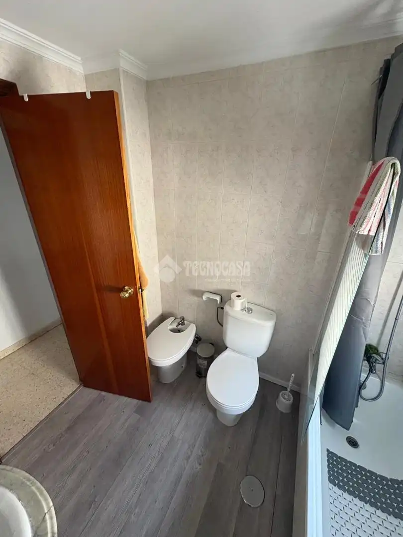 Baño de Piso en venta en La Rinconada con Aire acondicionado
