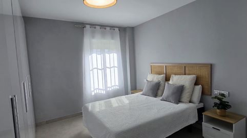 Foto 5 de Piso de alquiler en Sanlúcar la Mayor, Sevilla