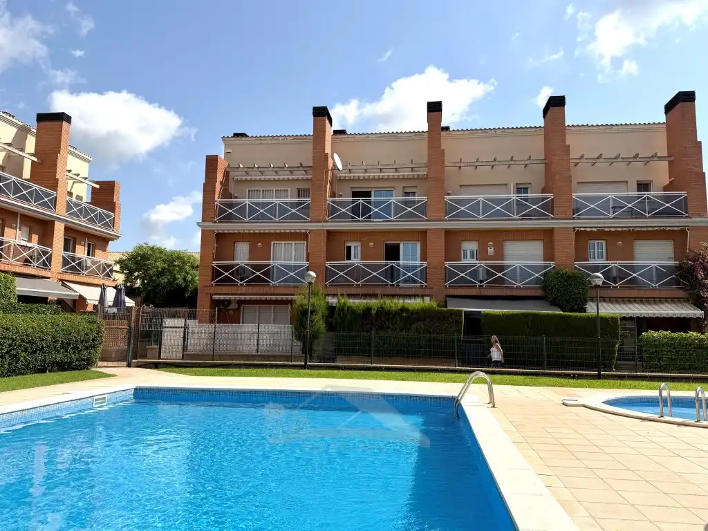 Haus zum Verkauf in Calle Joaquim Mir, imagen 3