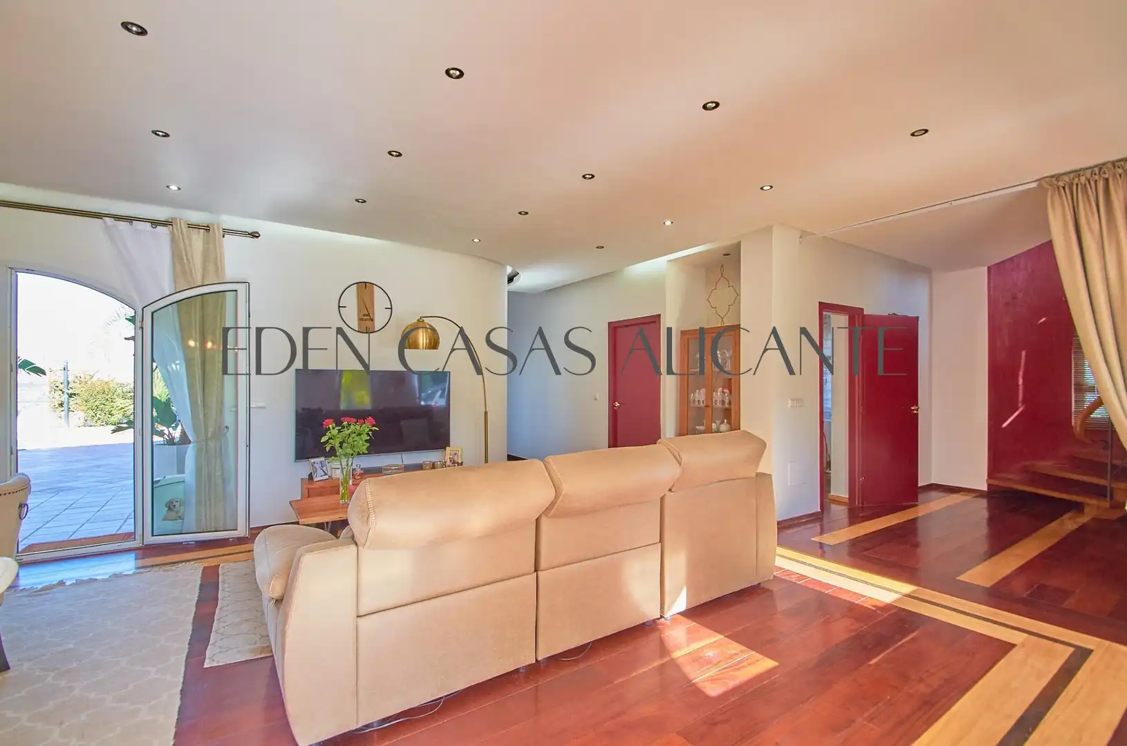 Detached house with pool for sale in Calle Carrasqueta, imagen 16