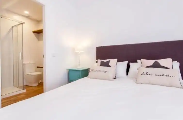Schlafzimmer von Dachboden zur Miete in Alicante / Alacant mit Klimaanlage, Heizung und Möbliert