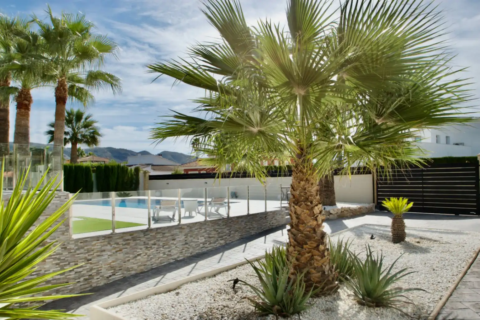 Piscina de Casa o xalet en venda en L'Alfàs del Pi amb Aire condicionat, Calefacció i Jardí privat