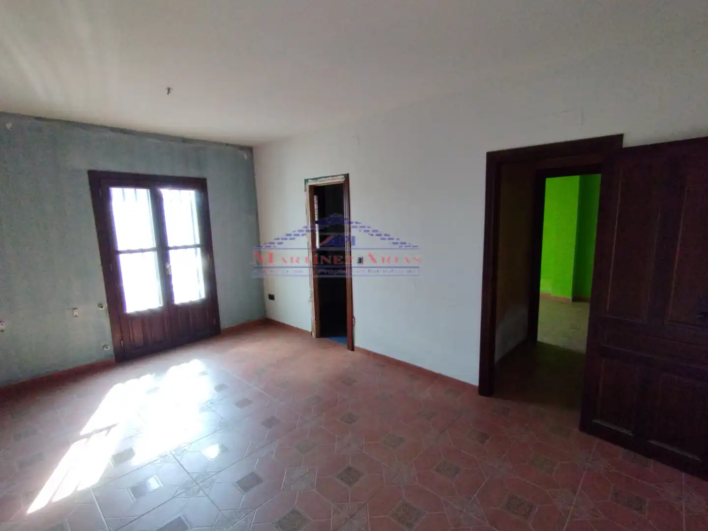 Casa adosada en venta en Sabiote con Balcón