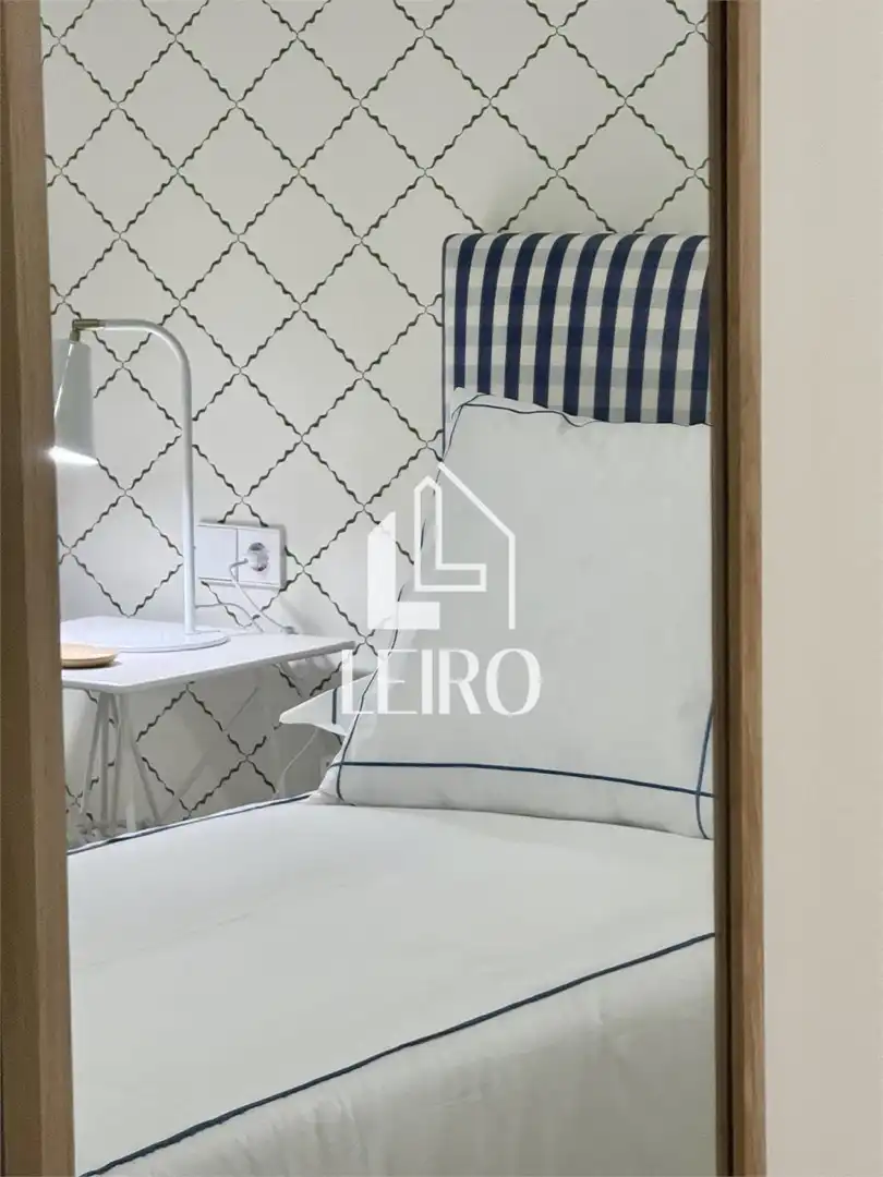 Dormitori de Apartament en venda en Vilagarcía de Arousa amb Calefacció, Terrassa i Moblat