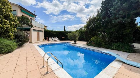 EXCLUSIVA VIVIENDA CON DOS PLANTAS INDEPENDIENTES, JARDÍN Y PISCINA EN COLLBATÓ, A LOS PIES DE MONTSERRAT, imagen 3
