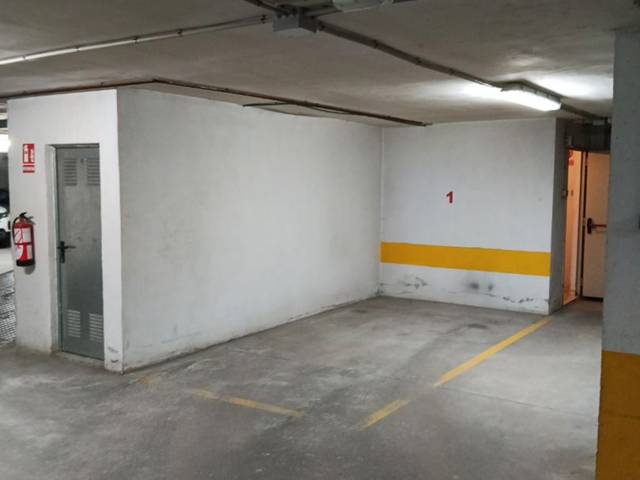 Garaje en Alquiler en Calle Ramón y Cajal, 4 en Albox