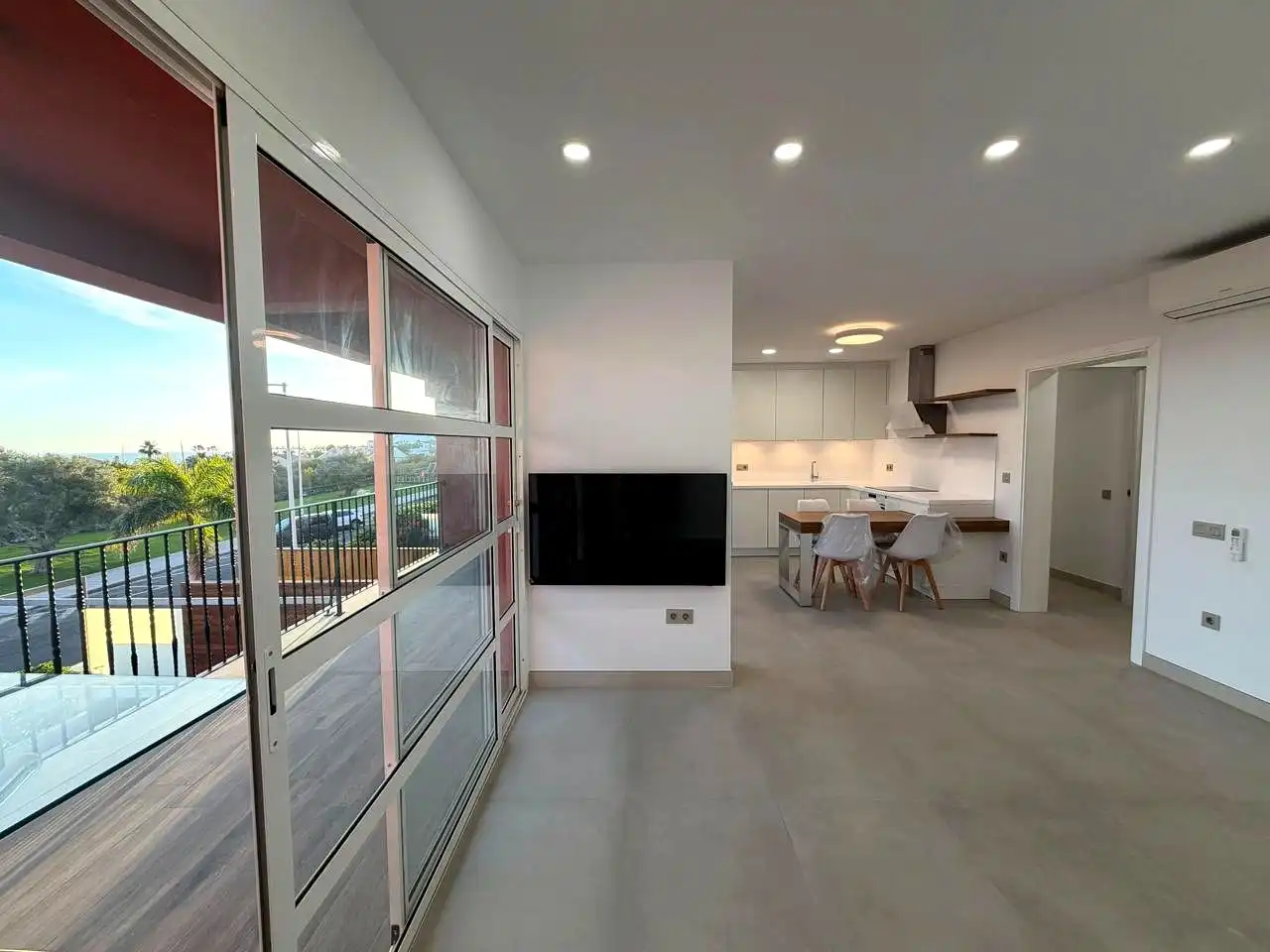 Cocina de Piso de alquiler en San Bartolomé de Tirajana con Aire acondicionado, Terraza y Internet