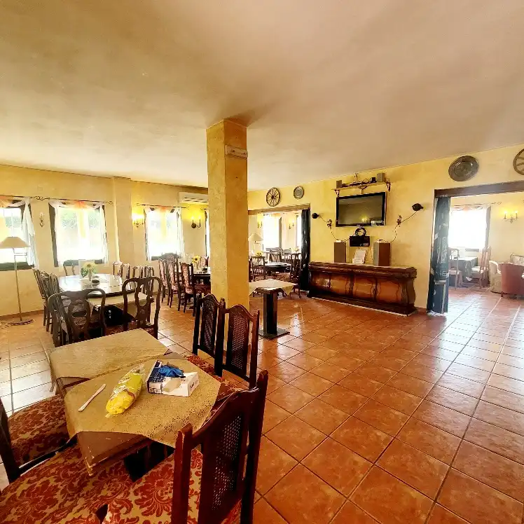 Local comercial en venda a Roquetas de Mar ciudad