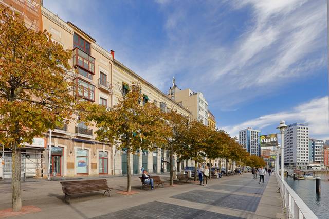 Local comercial en Venta en Gijón - CLAUDIO ALVARGONZALEZ, 12 en Cimadevilla