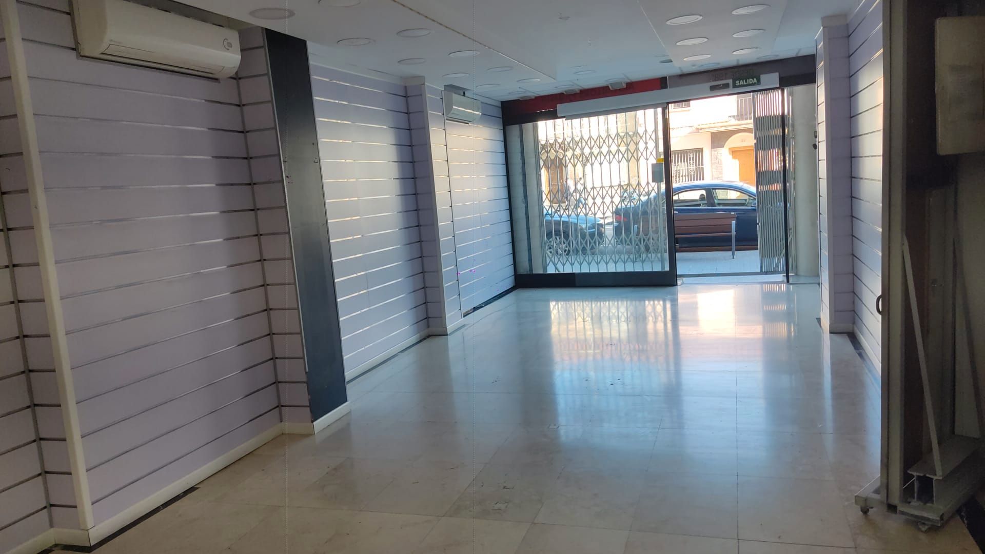 Local de lloguer en Sabadell amb Calefacció