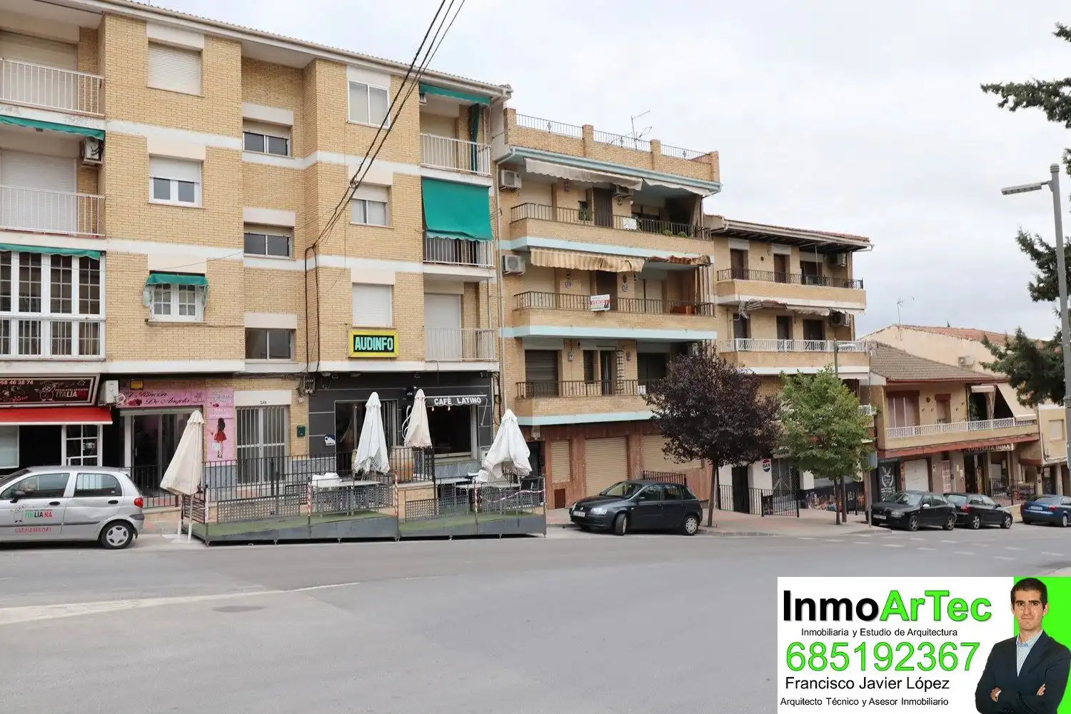 Außenansicht von Wohnung zum Verkauf in Íllora mit Klimaanlage und Terrasse