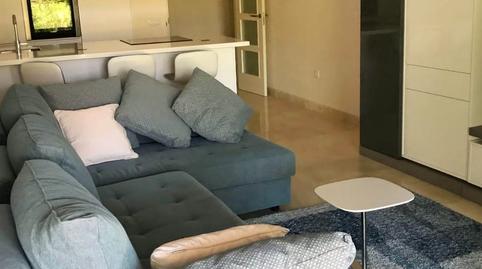 Foto 2 de Planta baixa de lloguer a Calle Marques de Muñiz, Los Flamingos, Málaga