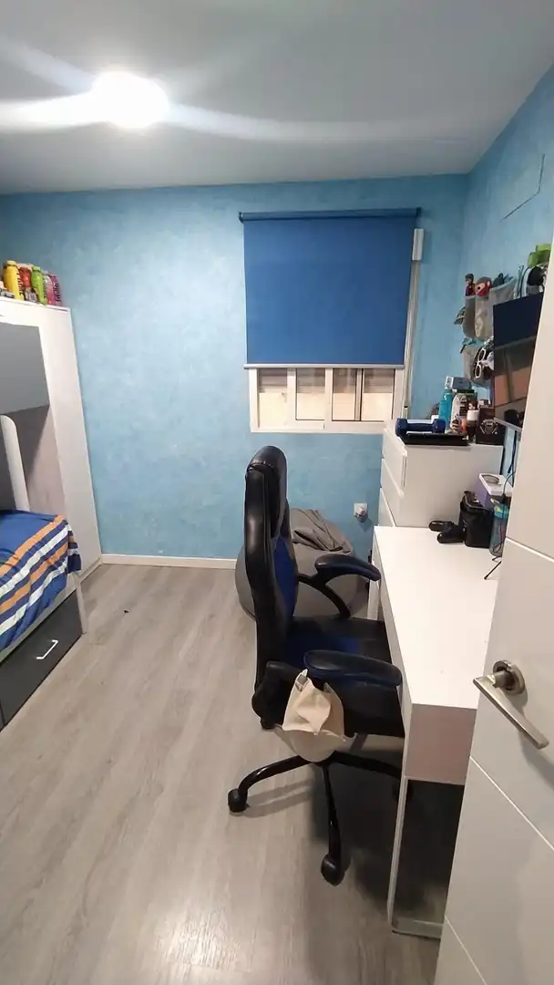 Wohnung zum Verkauf in Málaga mit Klimaanlage und Terrasse