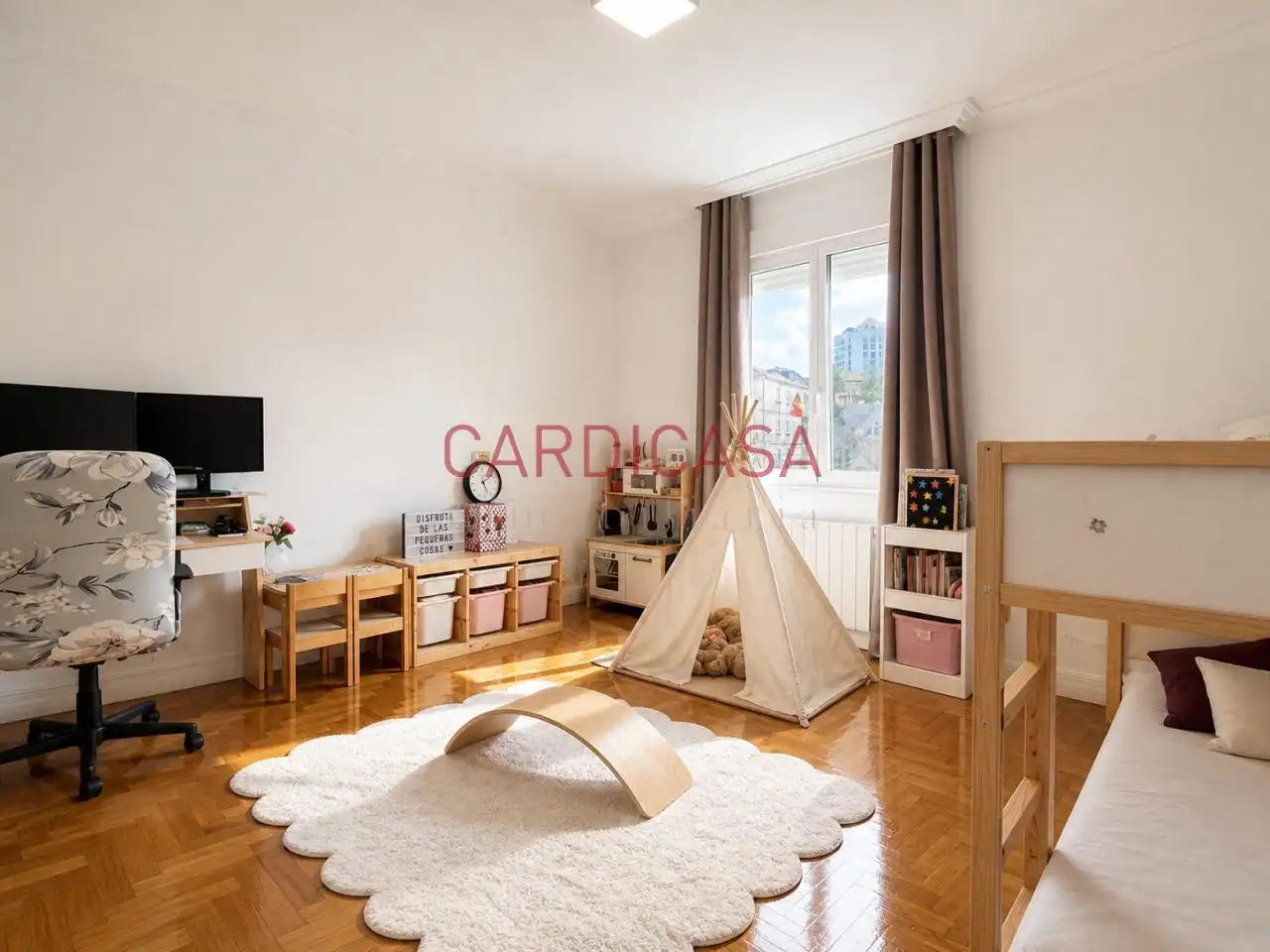 Habitación de Piso en venta en Vigo  con Calefacción y Parquet
