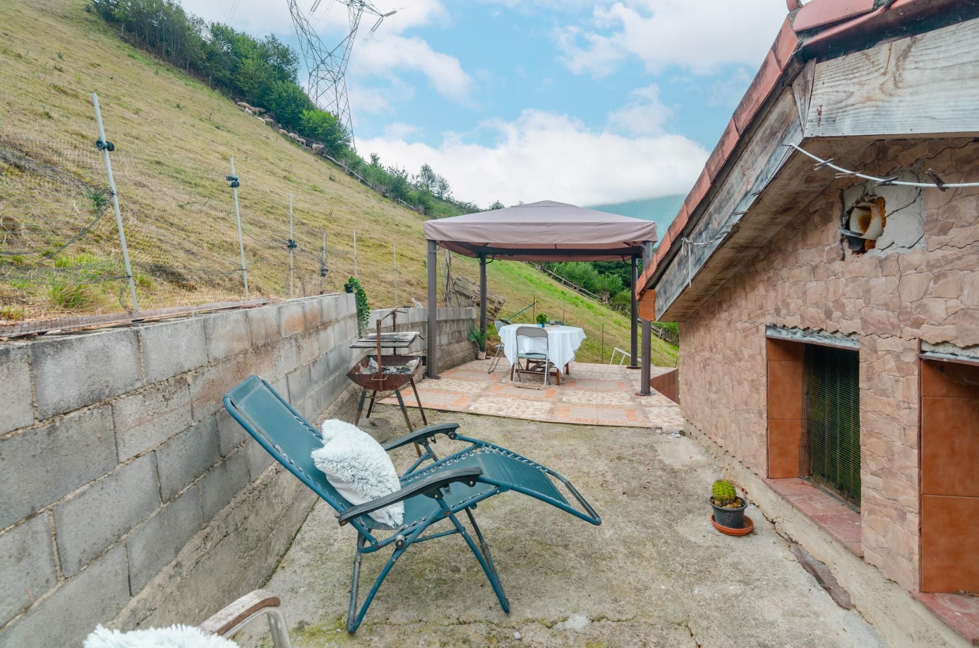 Terrassa de Casa o xalet en venda en Riosa amb Jardí privat, Terrassa i Traster