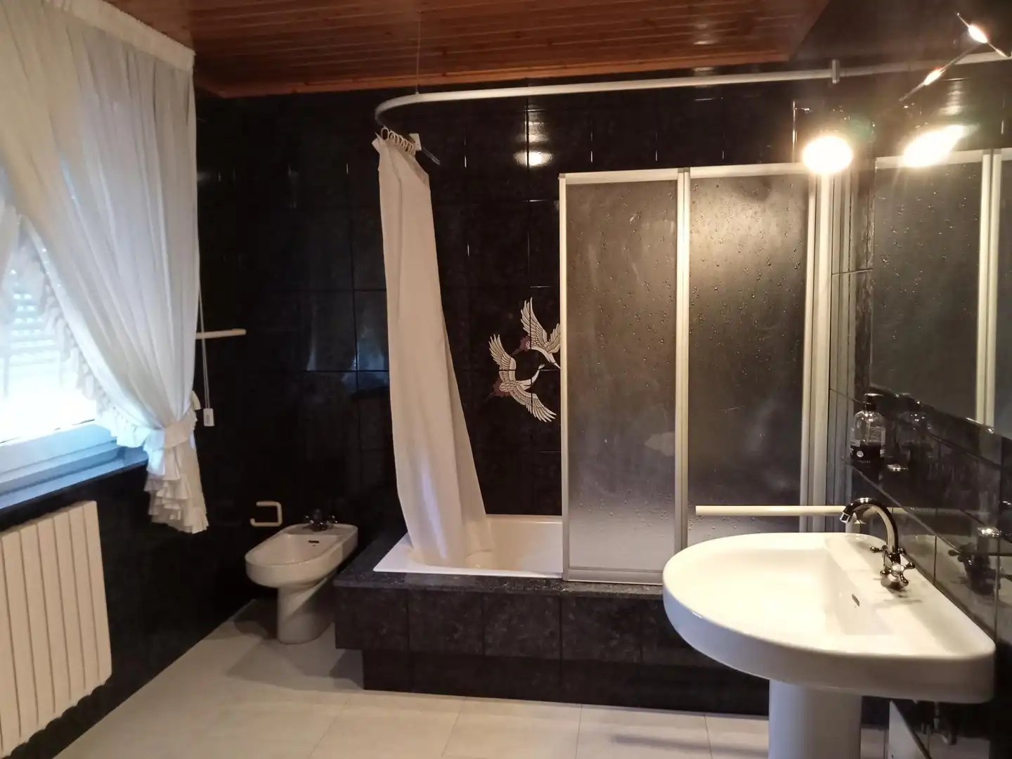 Baño de Casa o chalet en venta en Vilagarcía de Arousa con Calefacción, Piscina y Balcón