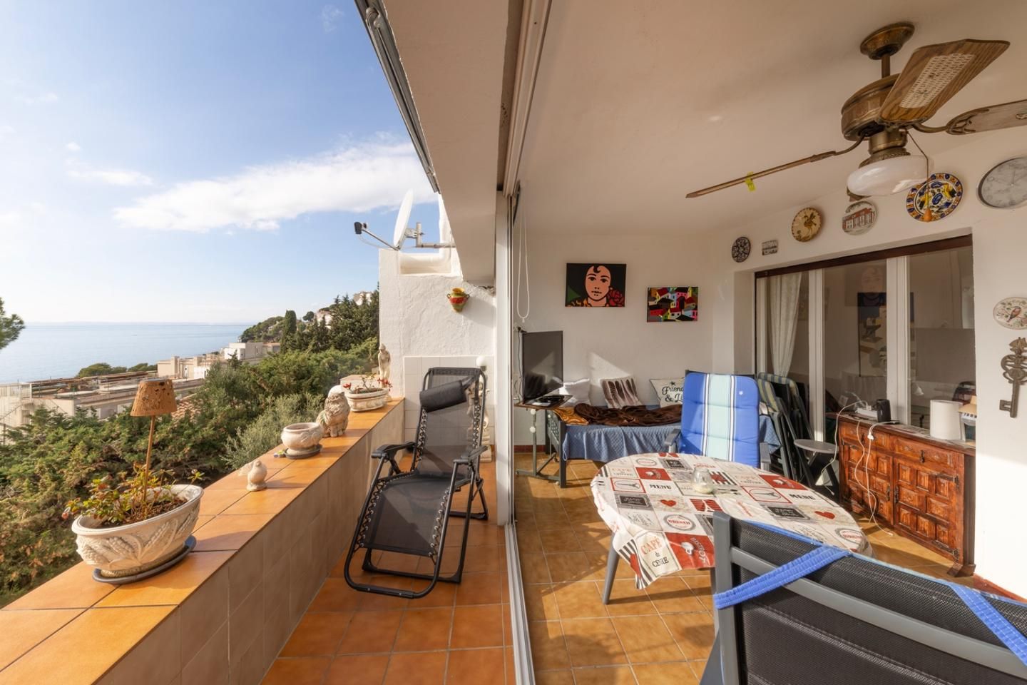 Jardí de Planta baixa en venda en Roses amb Aire condicionat, Terrassa i Moblat