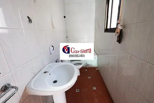 Bany de Casa o xalet en venda en Burujón amb Calefacció, Terrassa i Traster