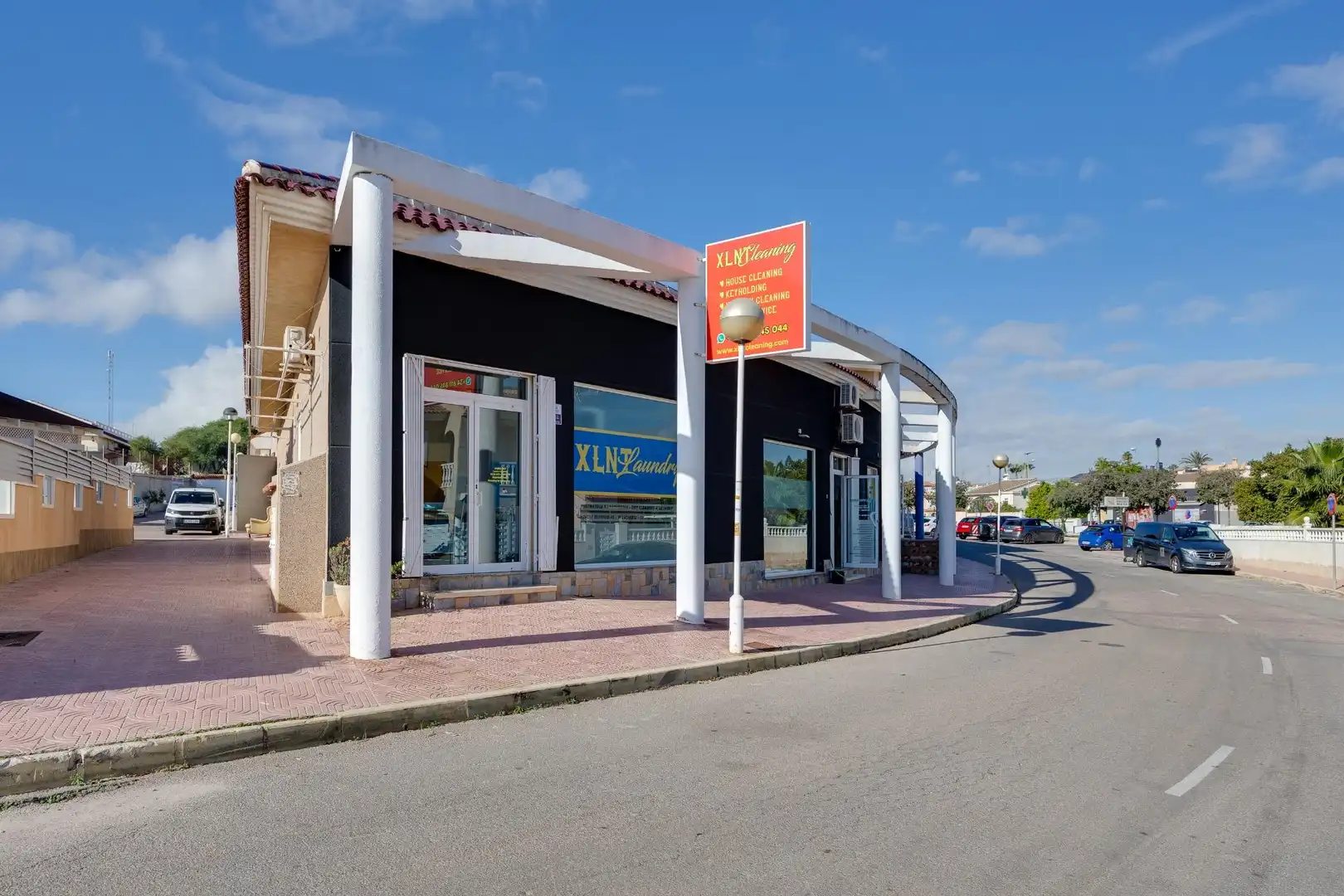 Commercial properties for sale in Doña Pepa