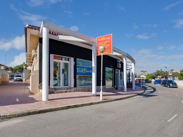 Locale commerciale in vendita a Ciudad Quesada